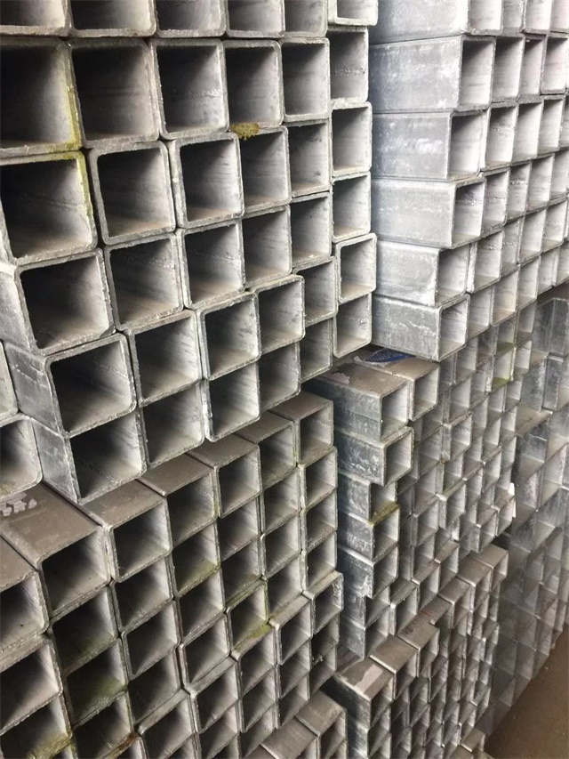 低合金 Q355B 临西临西临西镀锌无缝方管 工程专用无缝临西临西临西镀锌方管
